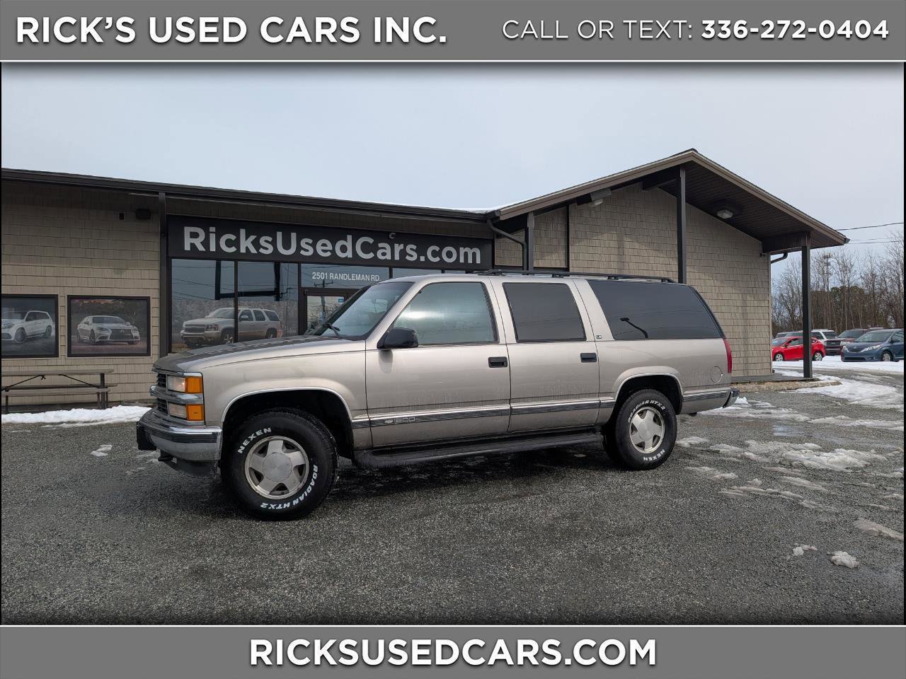 Used 1999 Chevrolet Suburban 4WD w/ Preferred Equipment Group 2