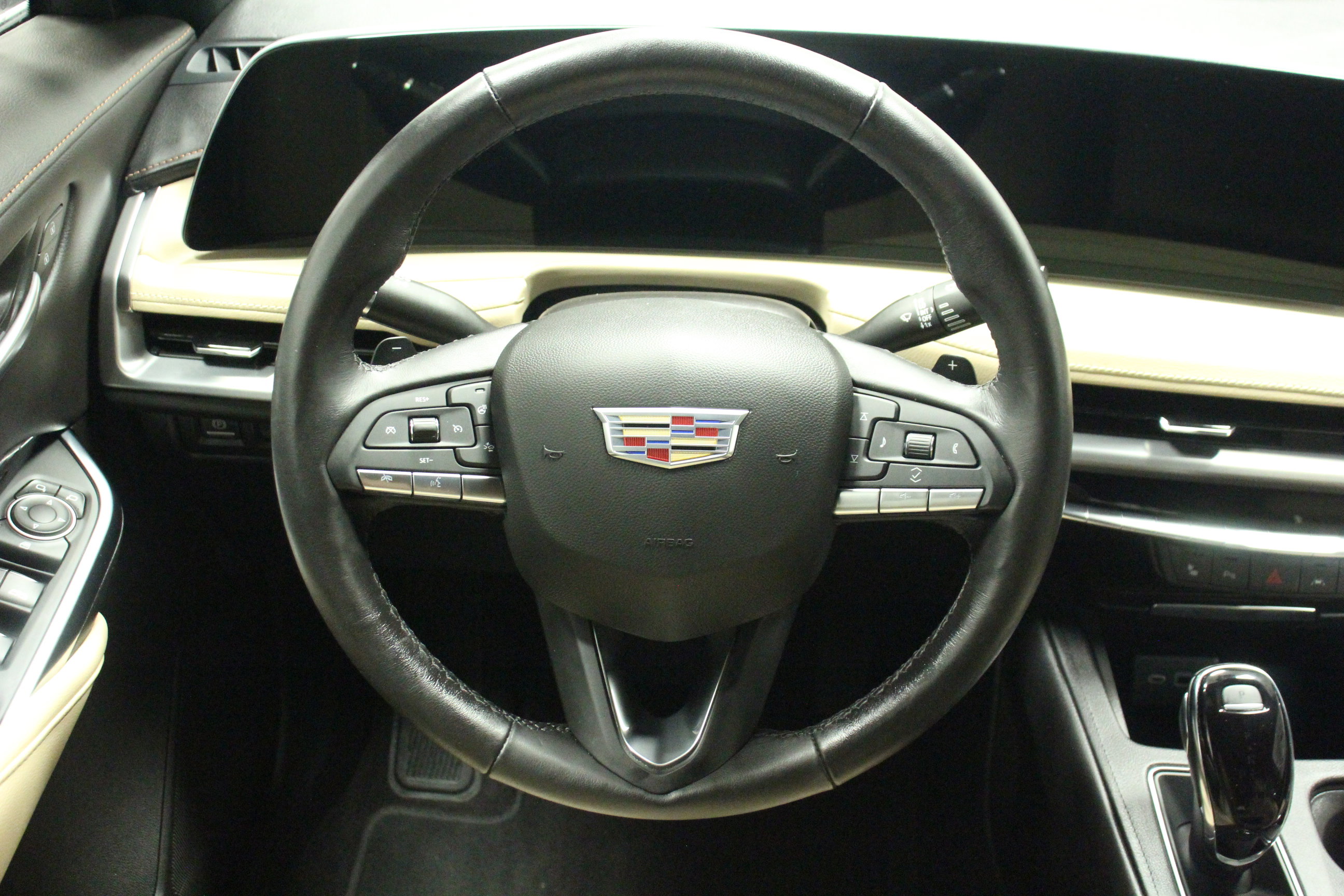 Used 2024 Cadillac XT4 Luxury image 21