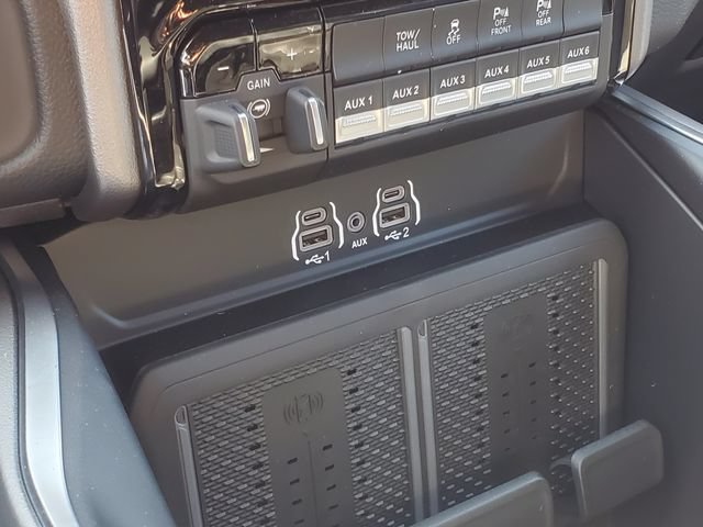 New 2026 RAM 2500 Big Horn AWD/4WD image 18