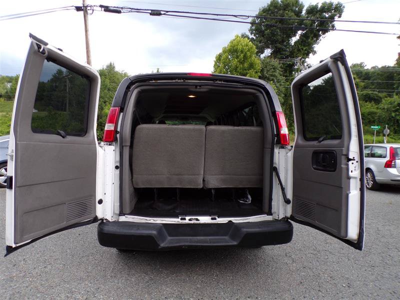 Used 2017 Chevrolet Express 3500 LS RWD image 26