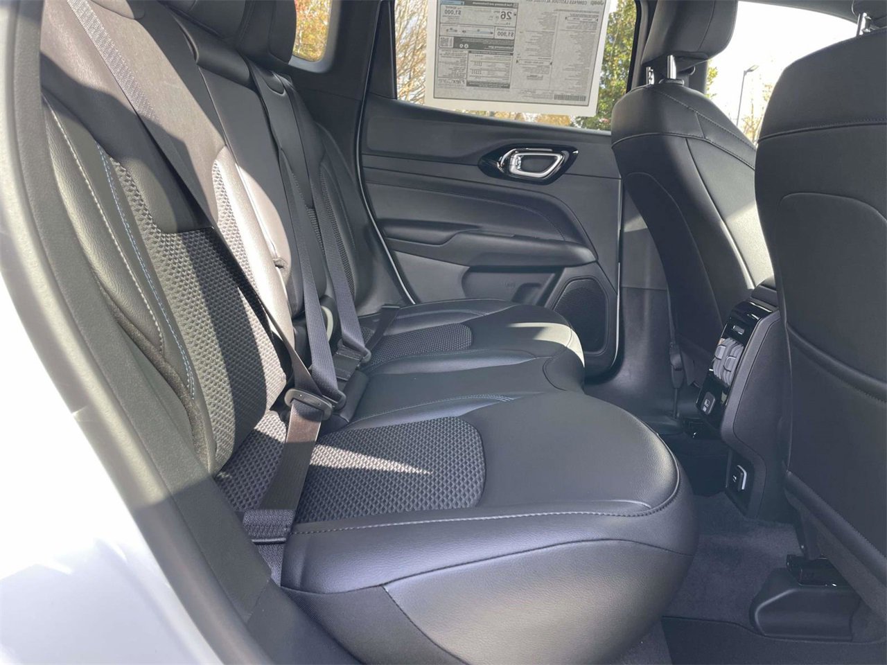 New 2026 Jeep Compass Latitude image 31