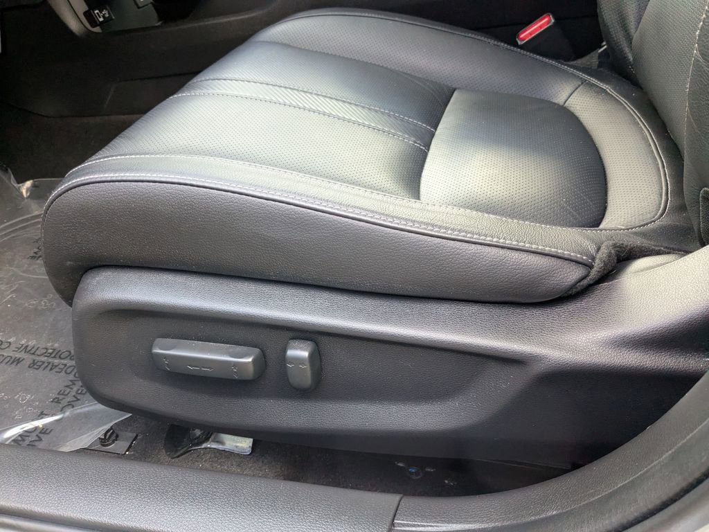 Used 2018 Honda Civic Touring image 12