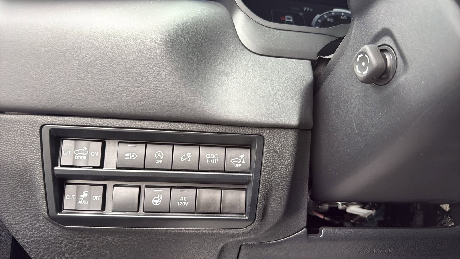 Used 2023 Toyota Tundra Platinum AWD/4WD image 16