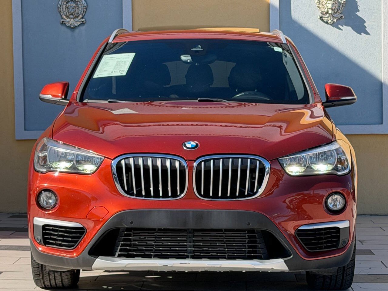 Used 2019 BMW X1 xDrive28i w/ Convenience Package AWD/4WD image 2