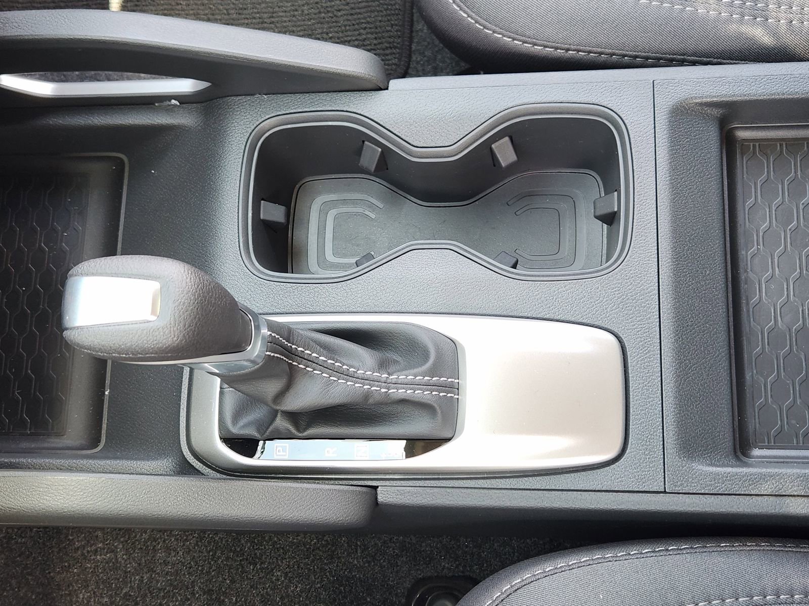 New 2025 Nissan Frontier SV image 17