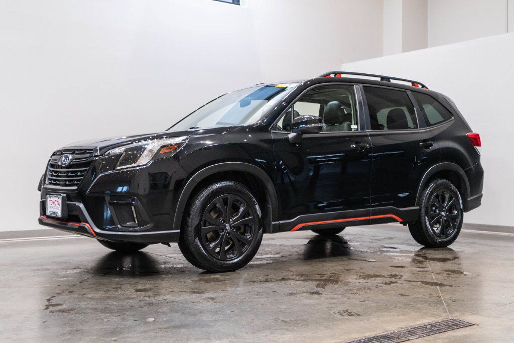 Used 2024 Subaru Forester Sport AWD/4WD image 3
