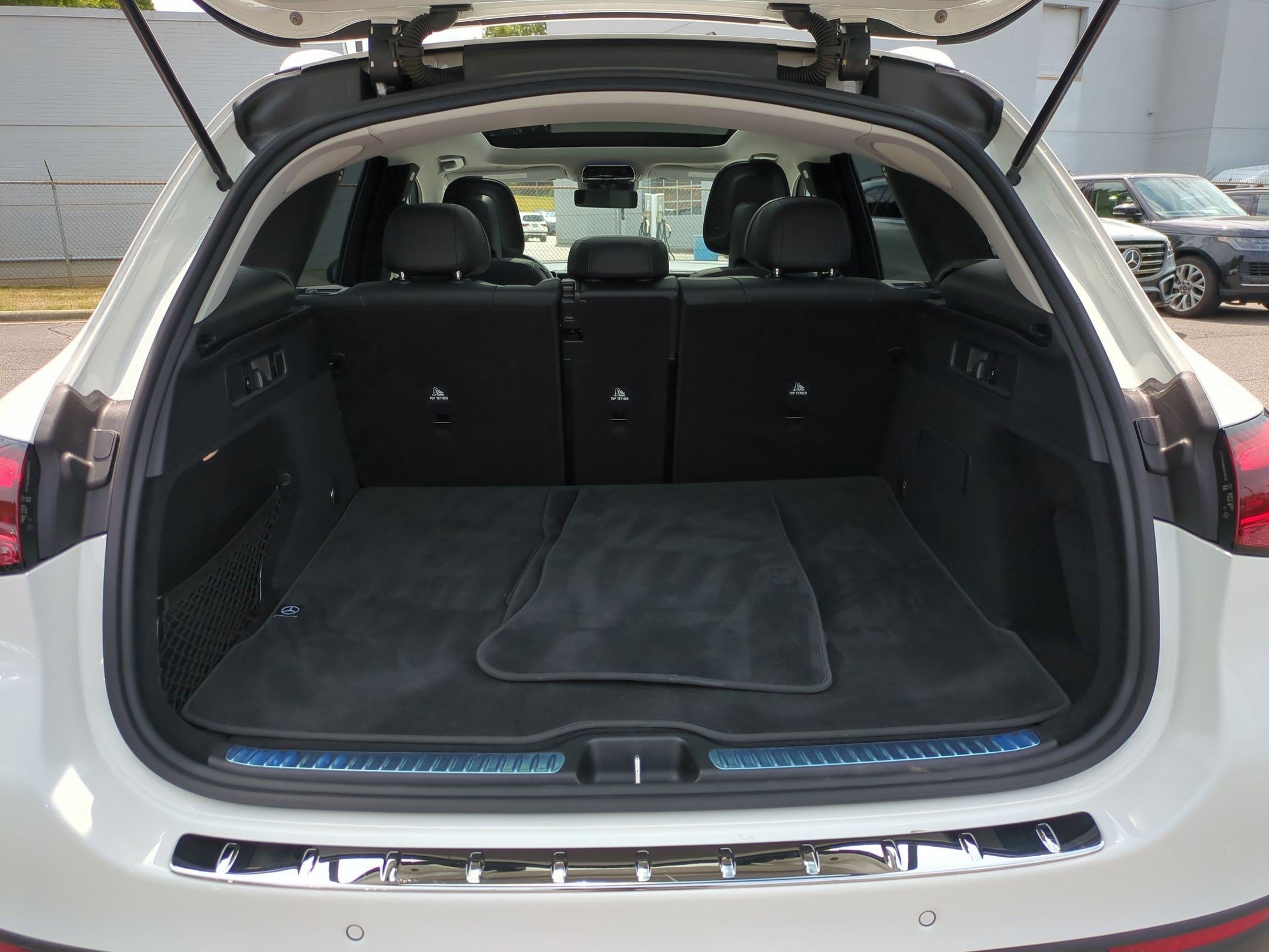 Certified 2024 Mercedes-Benz GLC 300 4MATIC image 33