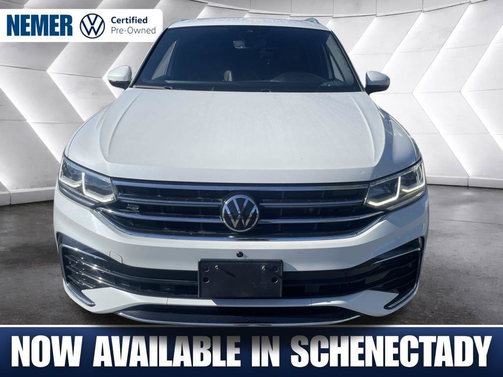 Used 2023 Volkswagen Tiguan SEL R-Line AWD/4WD image 9
