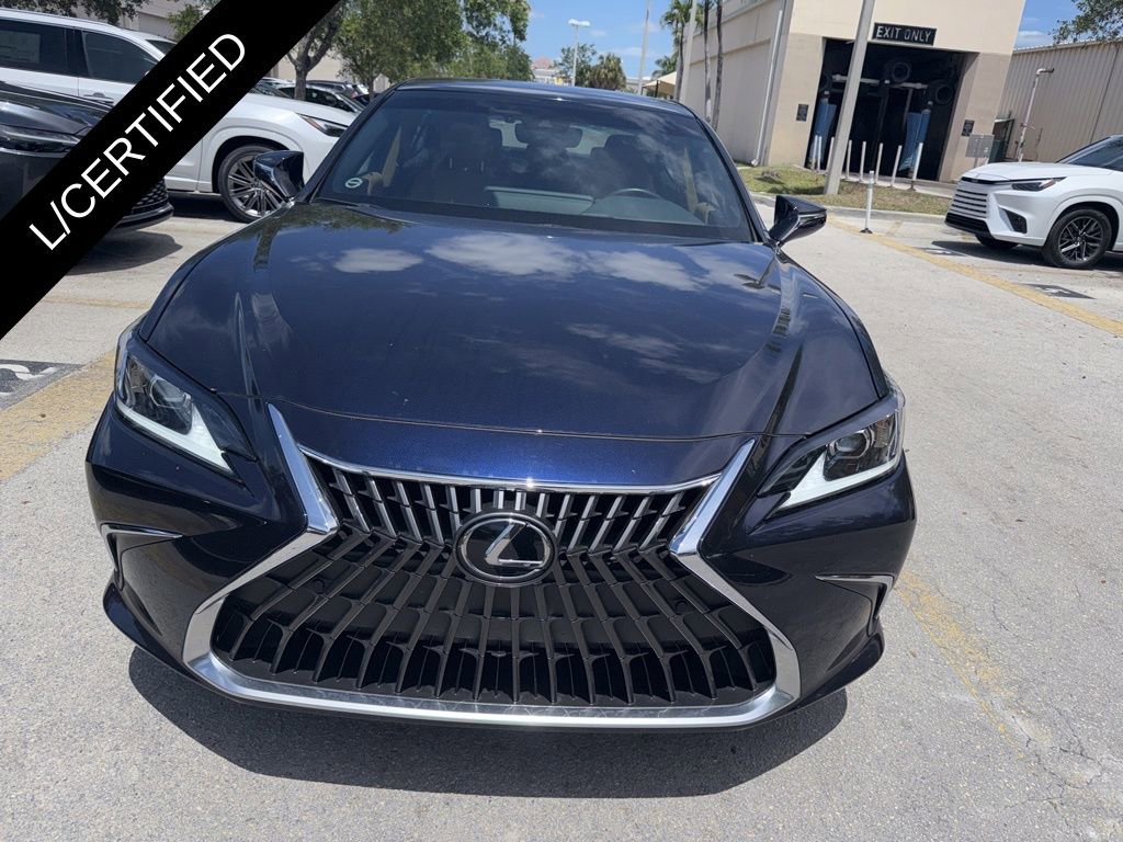 Used 2025 Lexus ES 350 w/ Premium Package image 3