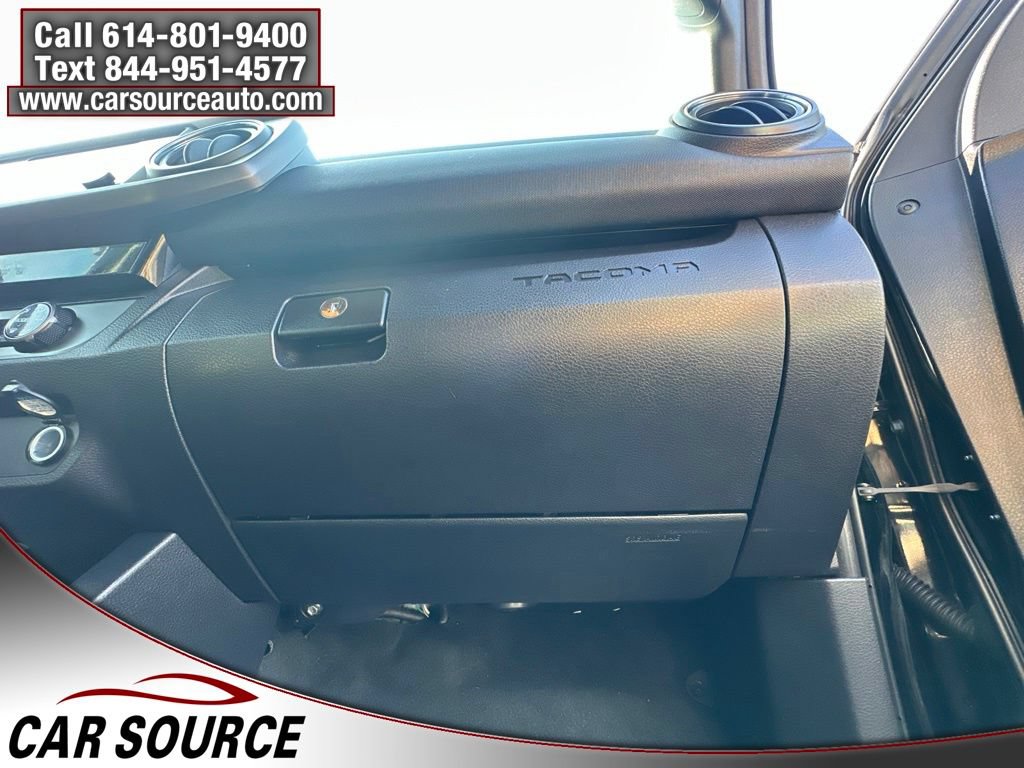 Used 2017 Toyota Tacoma TRD Sport w/ Tow Package (A/T) AWD/4WD image 32