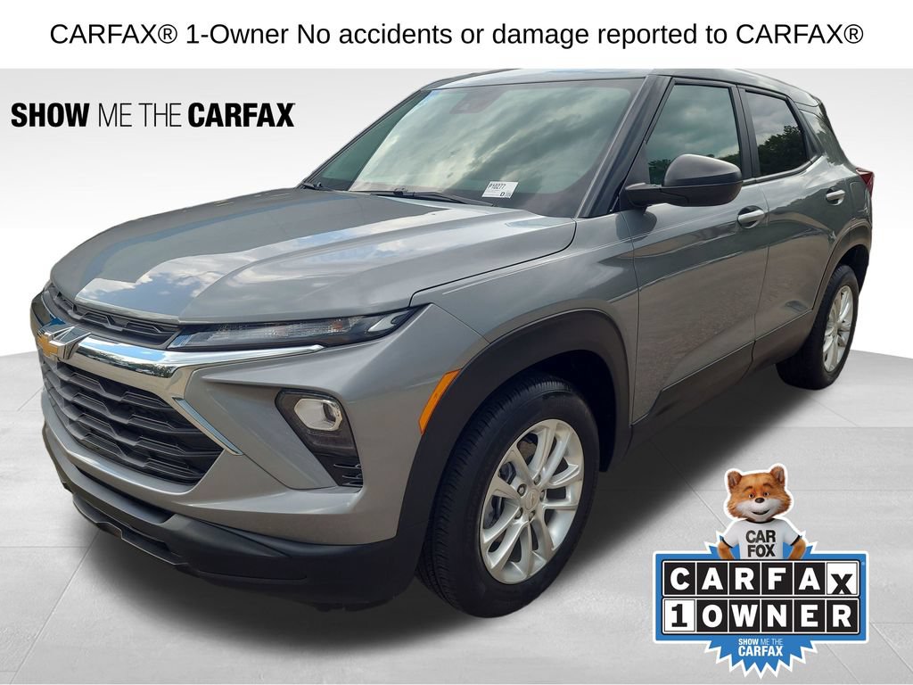 Used 2025 Chevrolet TrailBlazer LS w/ LS Convenience Package FWD image 3