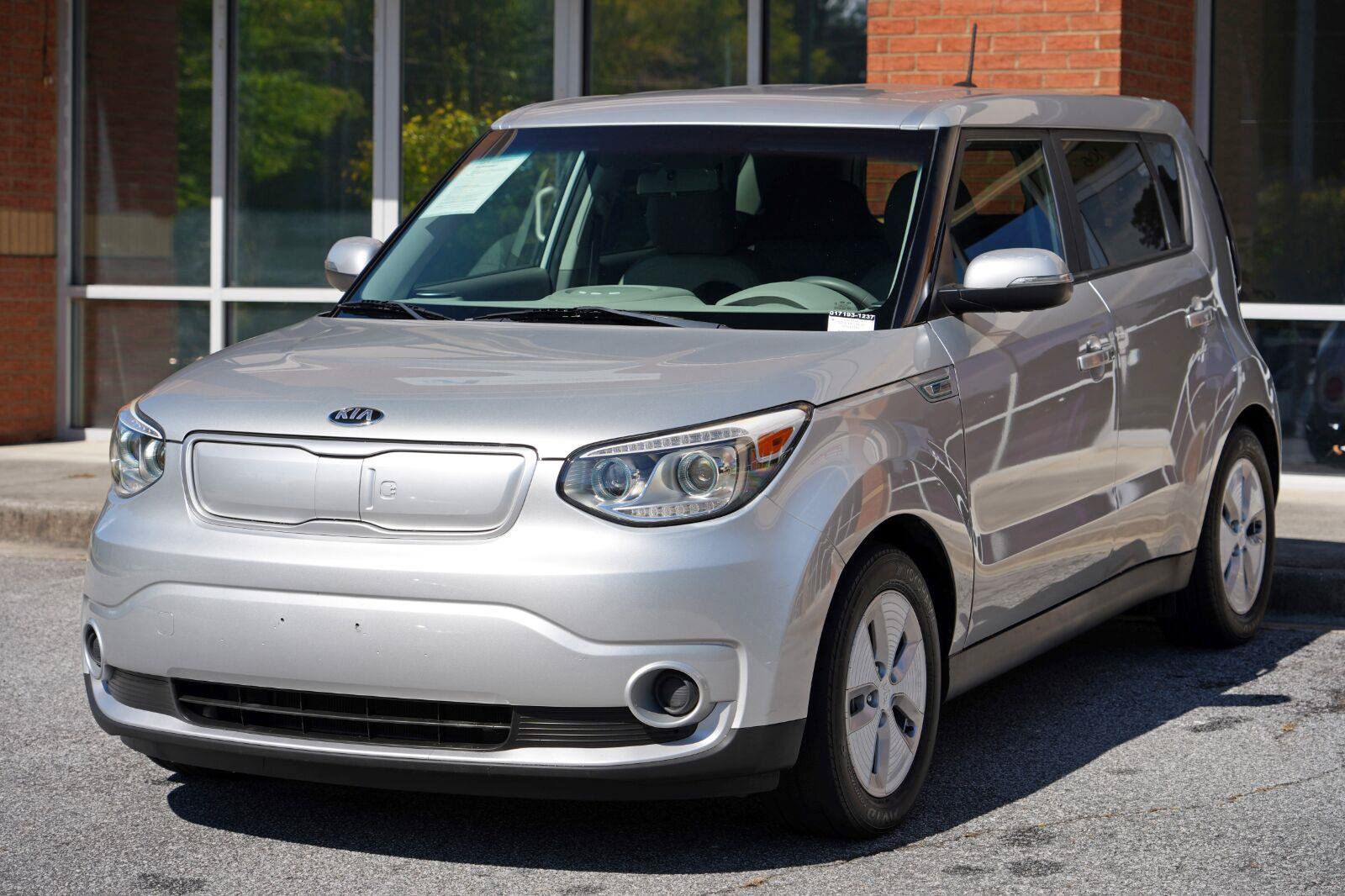 Used 2016 Kia Soul EV FWD image 43