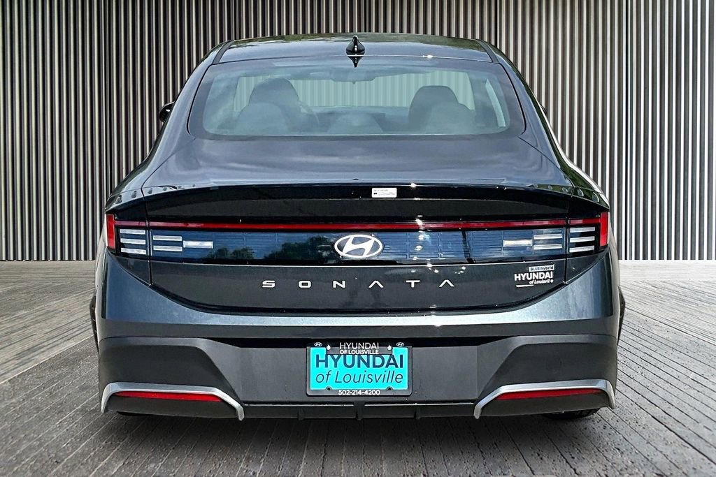New 2026 Hyundai Sonata Blue FWD image 4