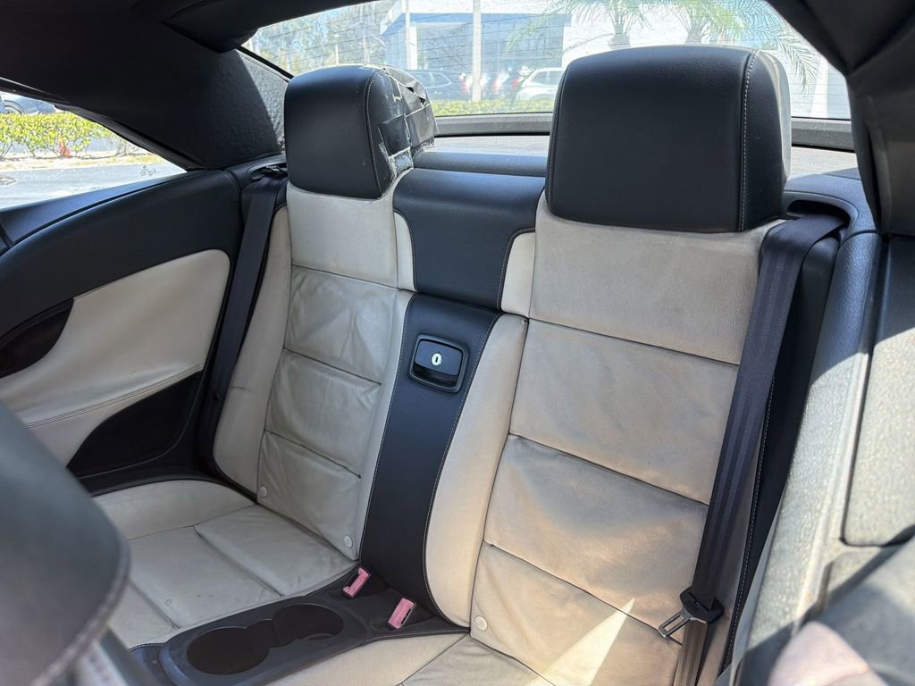 Used 2015 Volkswagen Eos Final Edition image 23