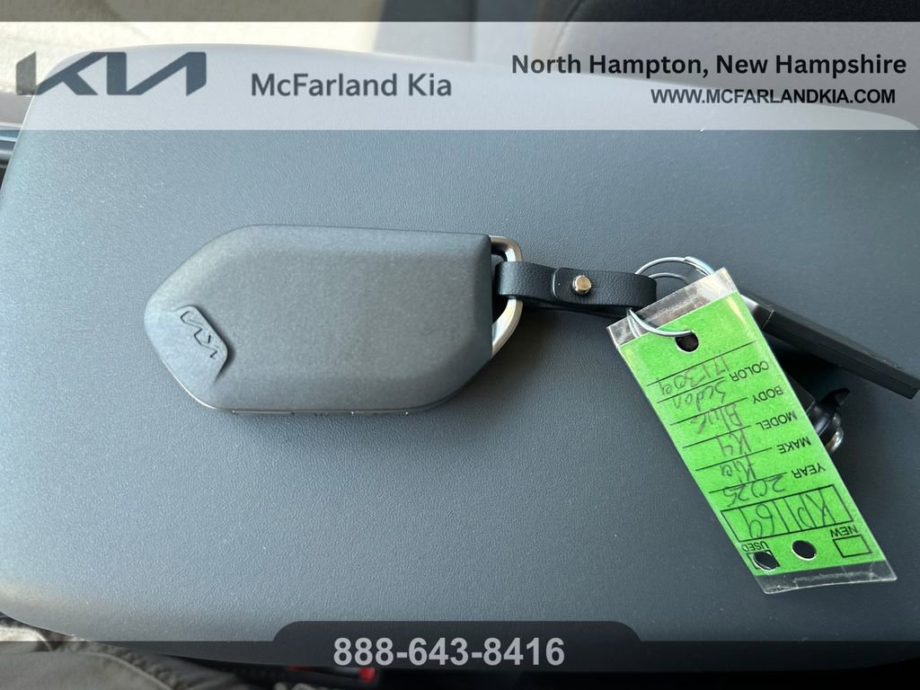 Used 2025 Kia K4 FWD image 30
