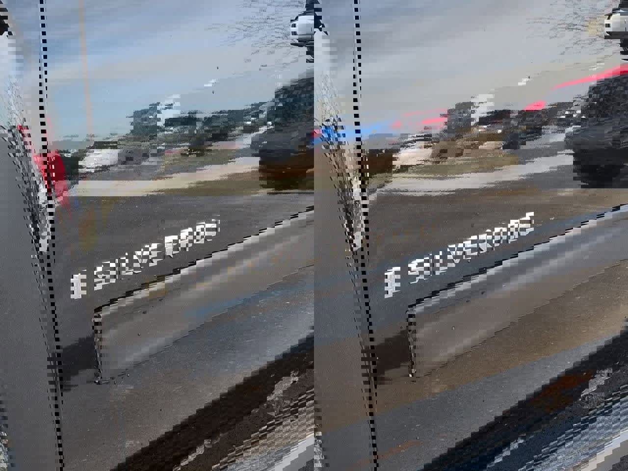 Used 2009 Chevrolet Silverado 1500 LT w/ Power Pack Plus image 12