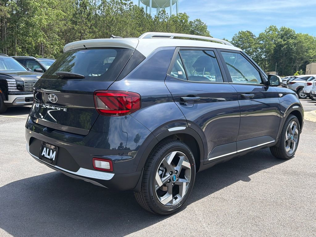 New 2026 Hyundai Venue SEL FWD image 6