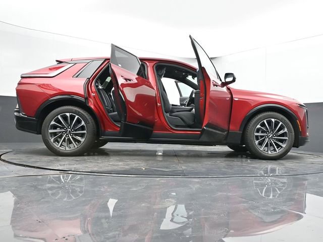 New 2025 Cadillac Lyriq Sport image 71