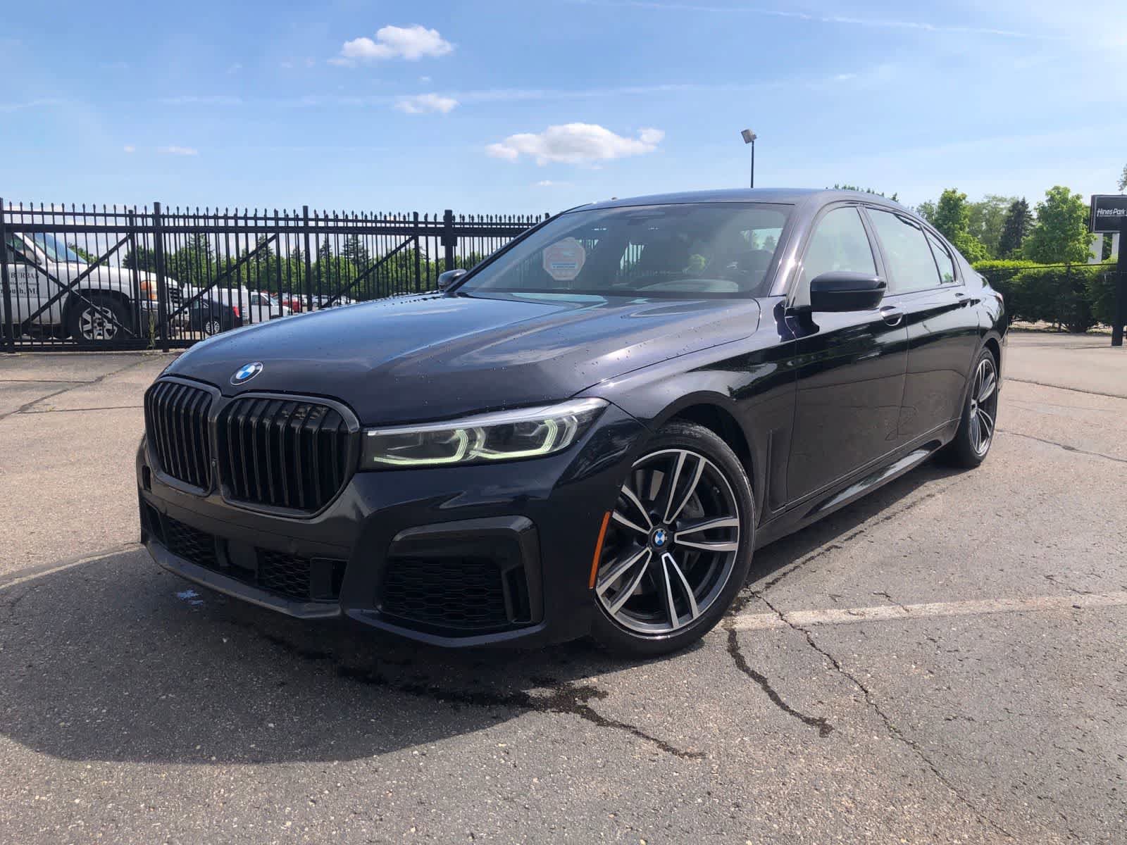 Used 2021 BMW 750i xDrive w/ M Sport Package
