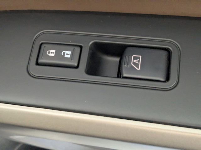 Used 2024 Nissan Titan Platinum Reserve w/ Moonroof Package image 36