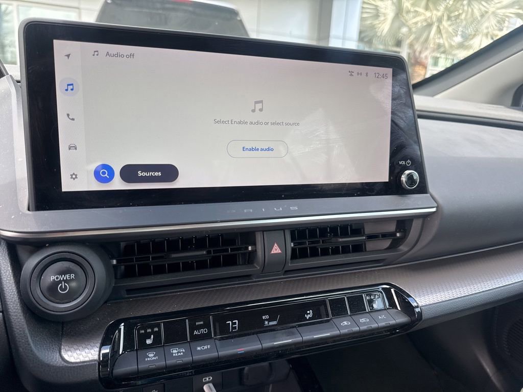 Used 2023 Toyota Prius XLE image 2