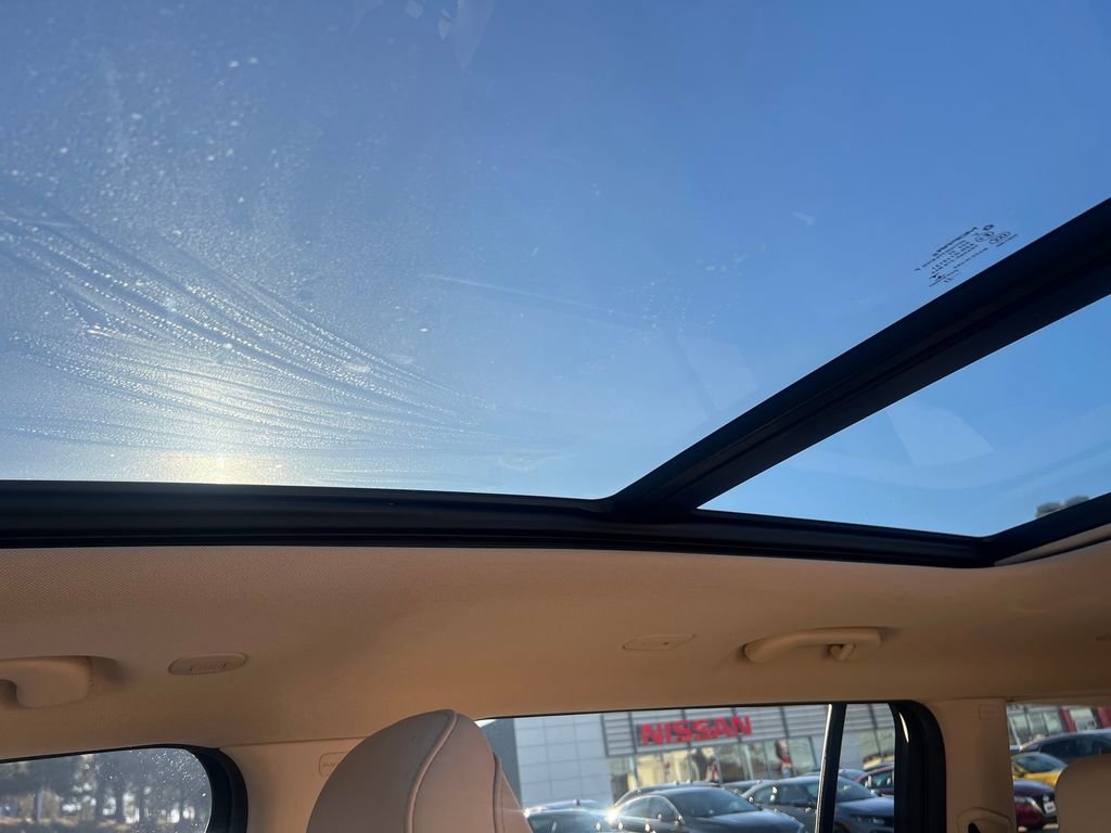 Used 2022 Jeep Grand Cherokee L Limited image 22