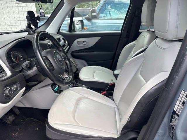 Used 2018 Jeep Renegade Limited FWD image 6