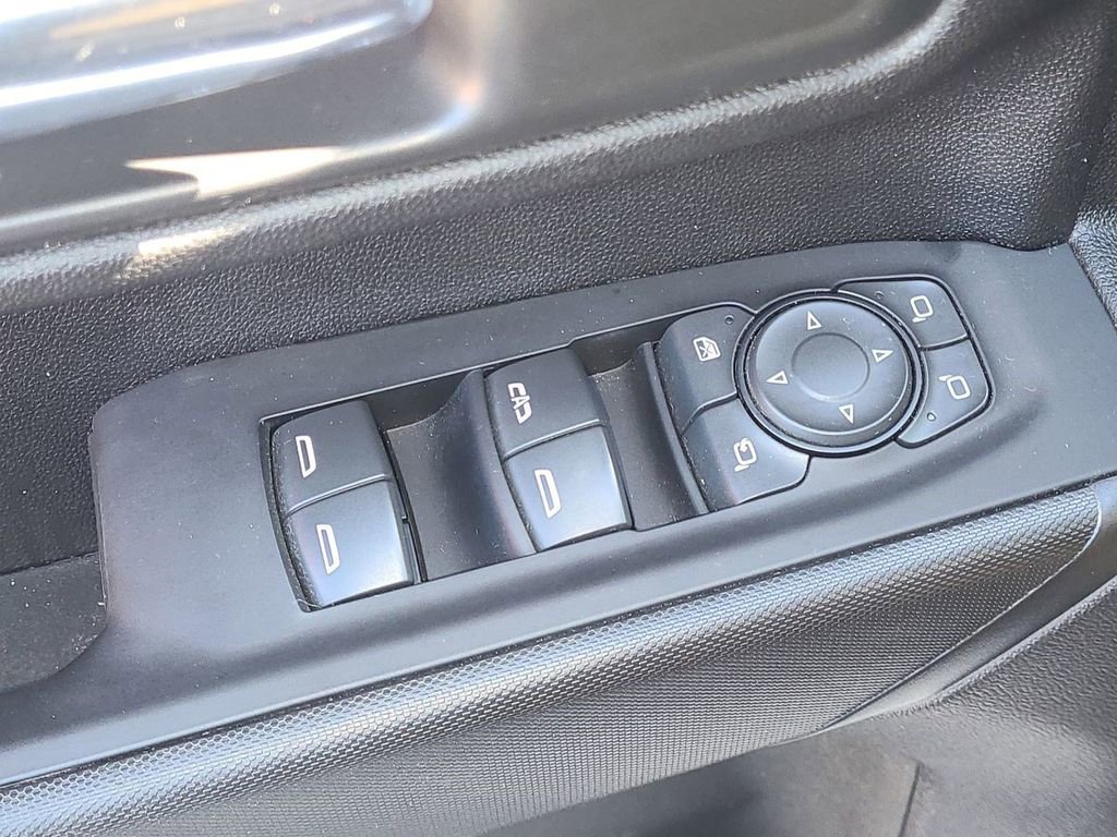 Used 2024 Chevrolet Silverado 2500 Custom w/ Custom Value Package image 30