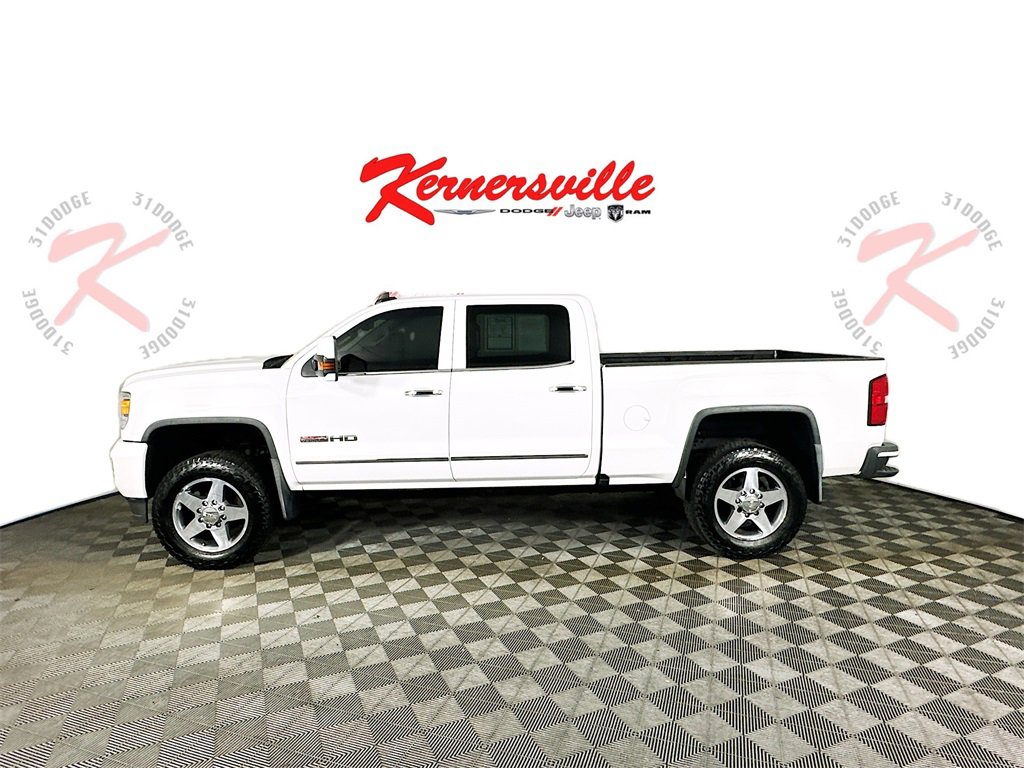 Used 2017 GMC Sierra 2500 SLT w/ All Terrain HD Package image 4