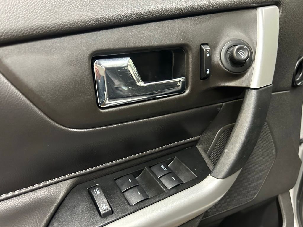 Used 2013 Ford Edge SE AWD/4WD image 24