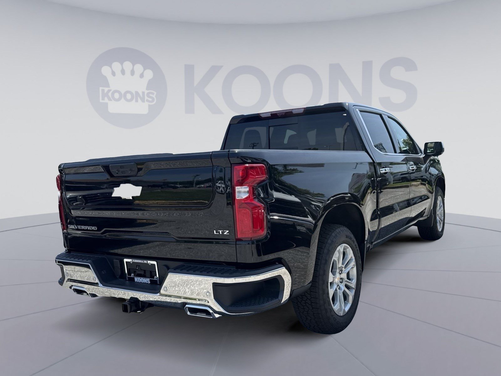 New 2026 Chevrolet Silverado 1500 LTZ w/ LTZ Premium Package AWD/4WD image 5