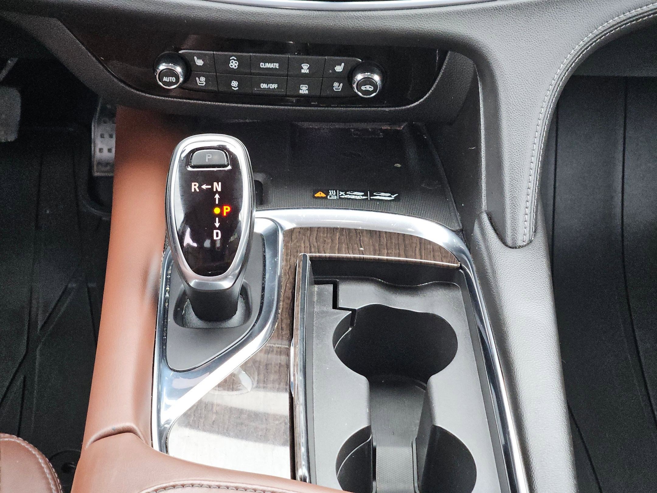 Certified 2021 Buick Enclave Avenir w/ Avenir Technology Package FWD image 18
