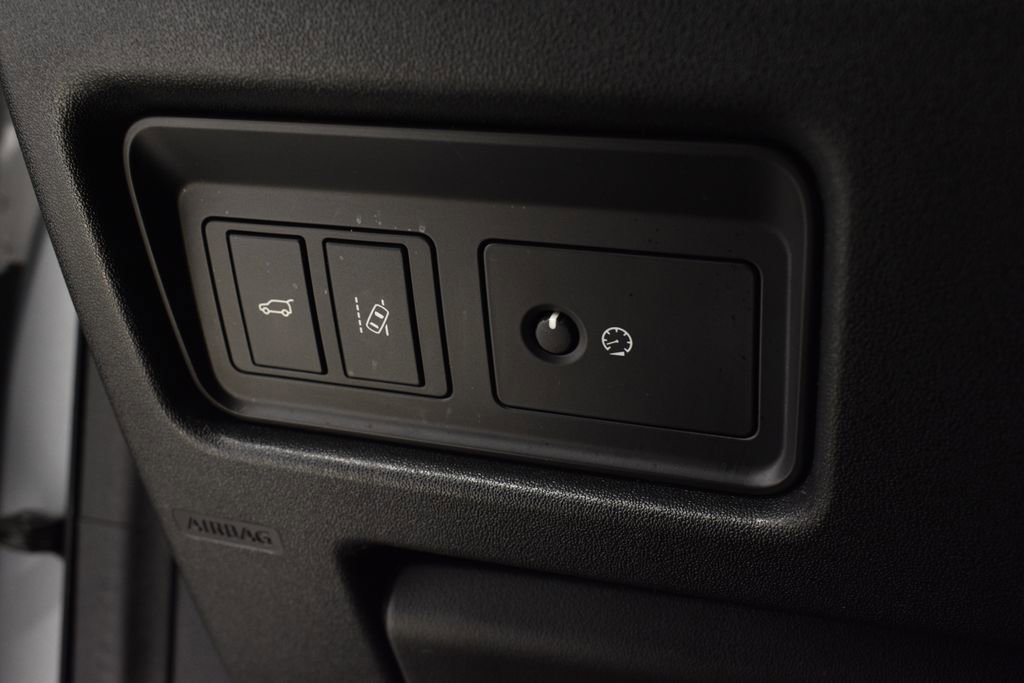 Used 2019 Land Rover Discovery Sport HSE image 15