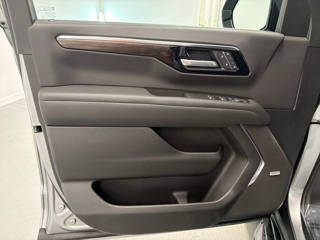 New 2026 Chevrolet Tahoe LT w/ Comfort Package AWD/4WD image 12