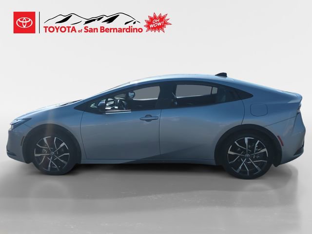New 2026 Toyota Prius Plug-In Hybrid FWD image 2
