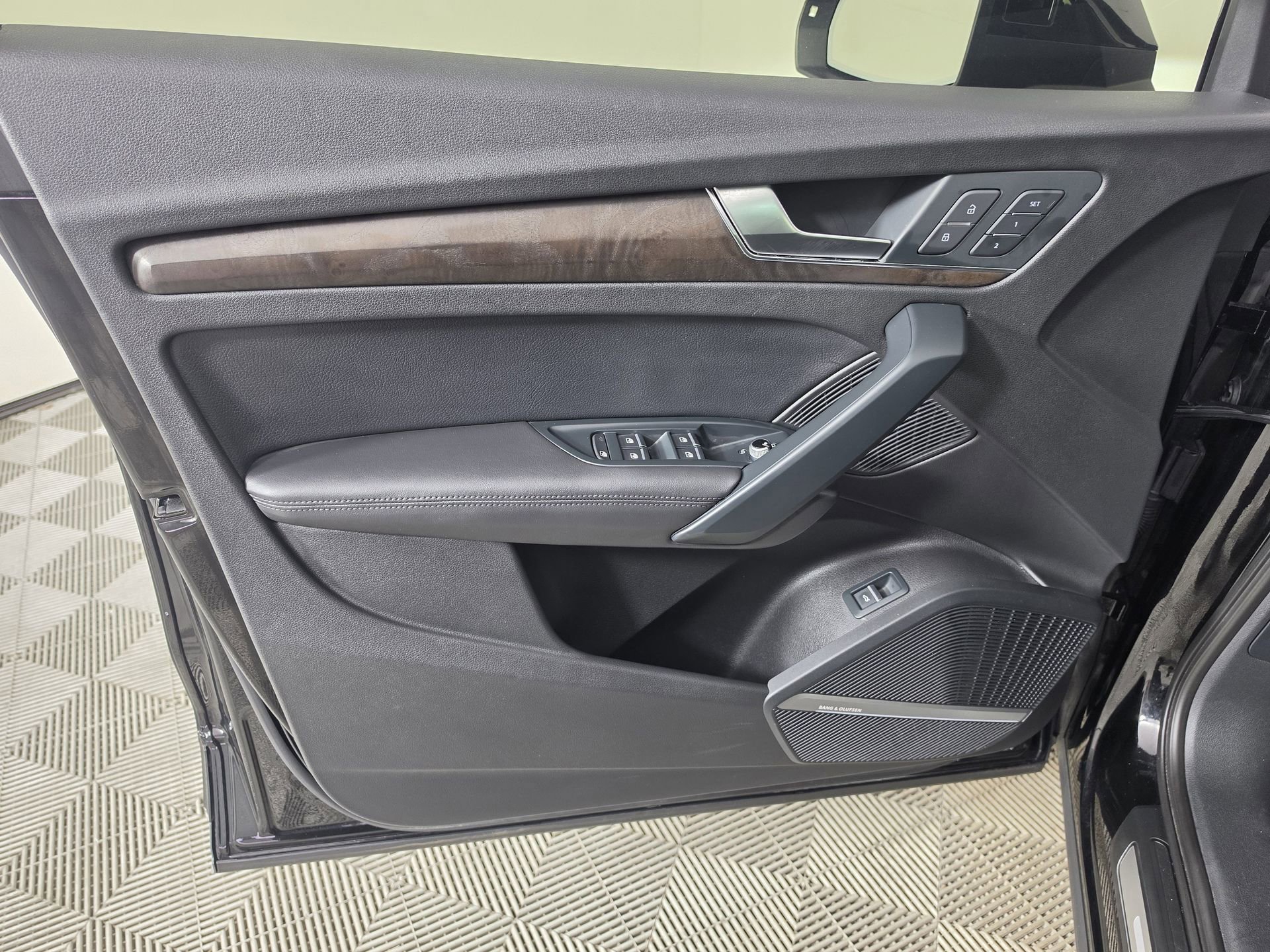 Used 2018 Audi Q5 Prestige AWD/4WD image 36