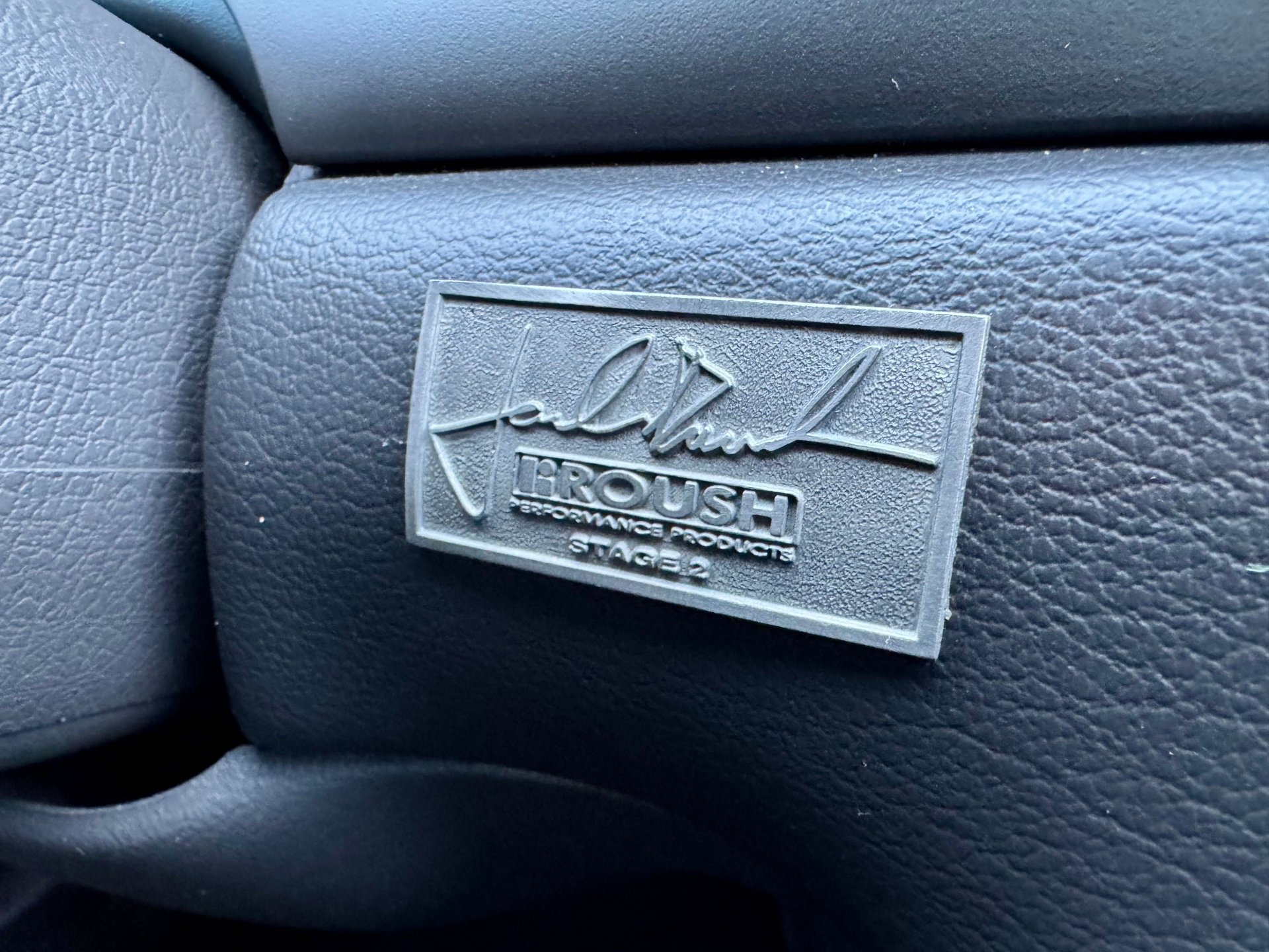 Used 2001 Ford Mustang GT RWD image 3