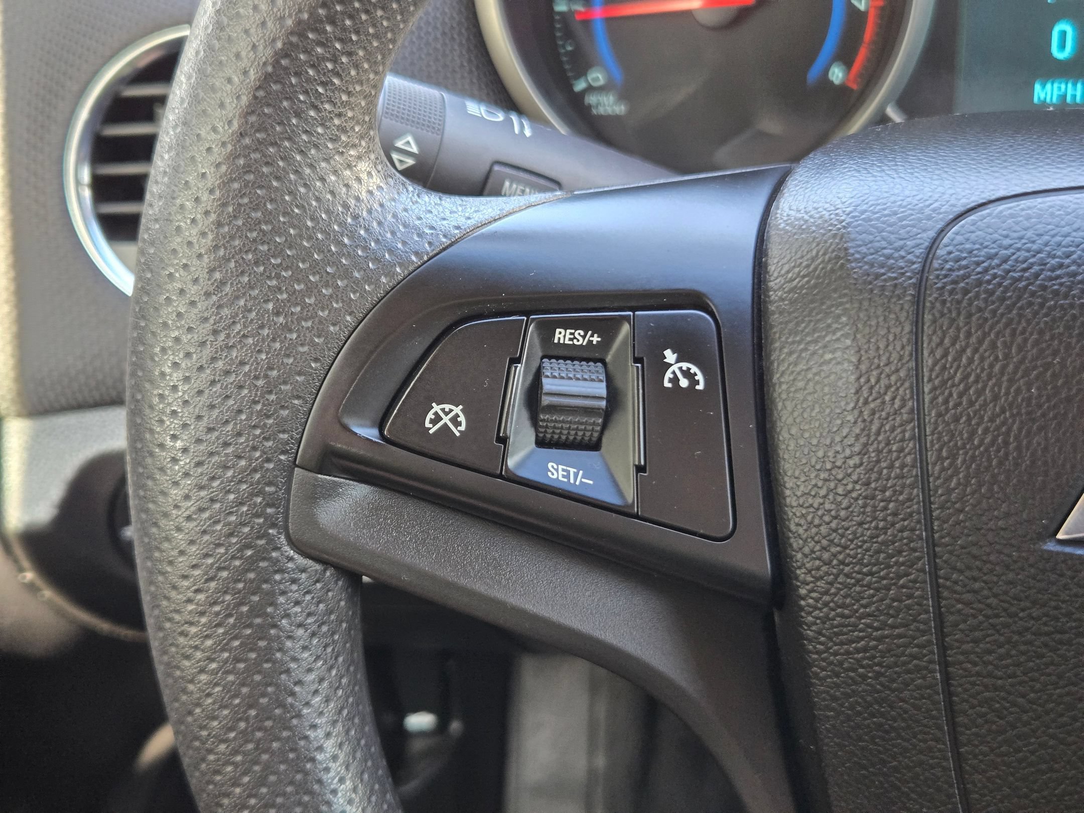 Certified 2016 Chevrolet Cruze LT FWD image 12