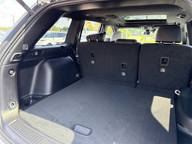 New 2025 Jeep Grand Cherokee Limited w/ Black Appearance Package image 32