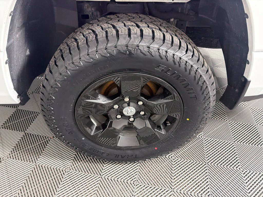 Used 2022 RAM 1500 Big Horn AWD/4WD image 11