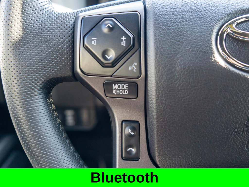 Used 2022 Toyota Tacoma TRD Off-Road AWD/4WD image 19