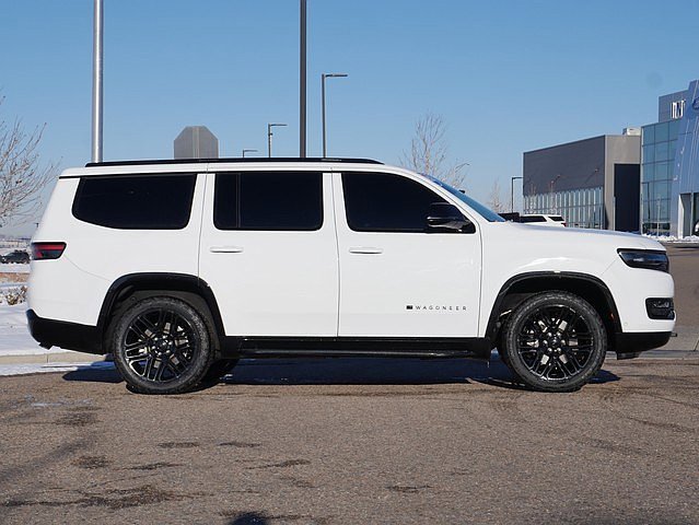 Used 2024 Jeep Wagoneer Series II image 6