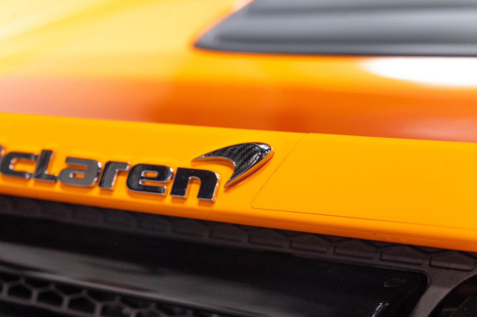 Used 2015 McLaren 650S Spider RWD image 75