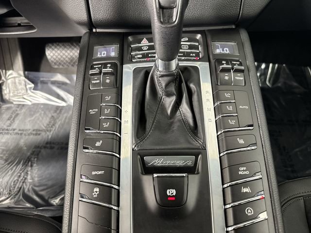 Used 2017 Porsche Macan S AWD/4WD image 9