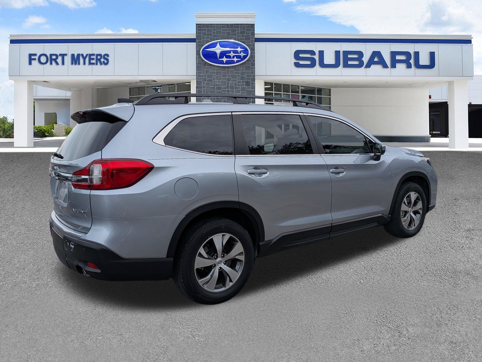 Used 2019 Subaru Ascent Premium AWD/4WD image 4