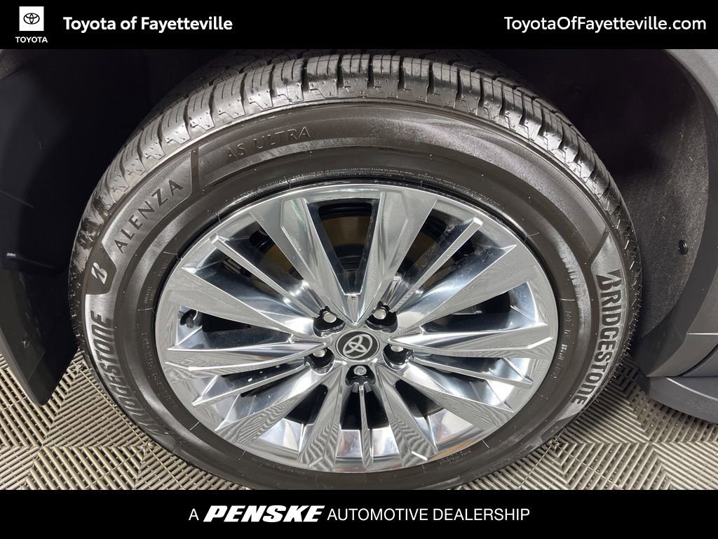 Certified 2026 Toyota Grand Highlander AWD image 16