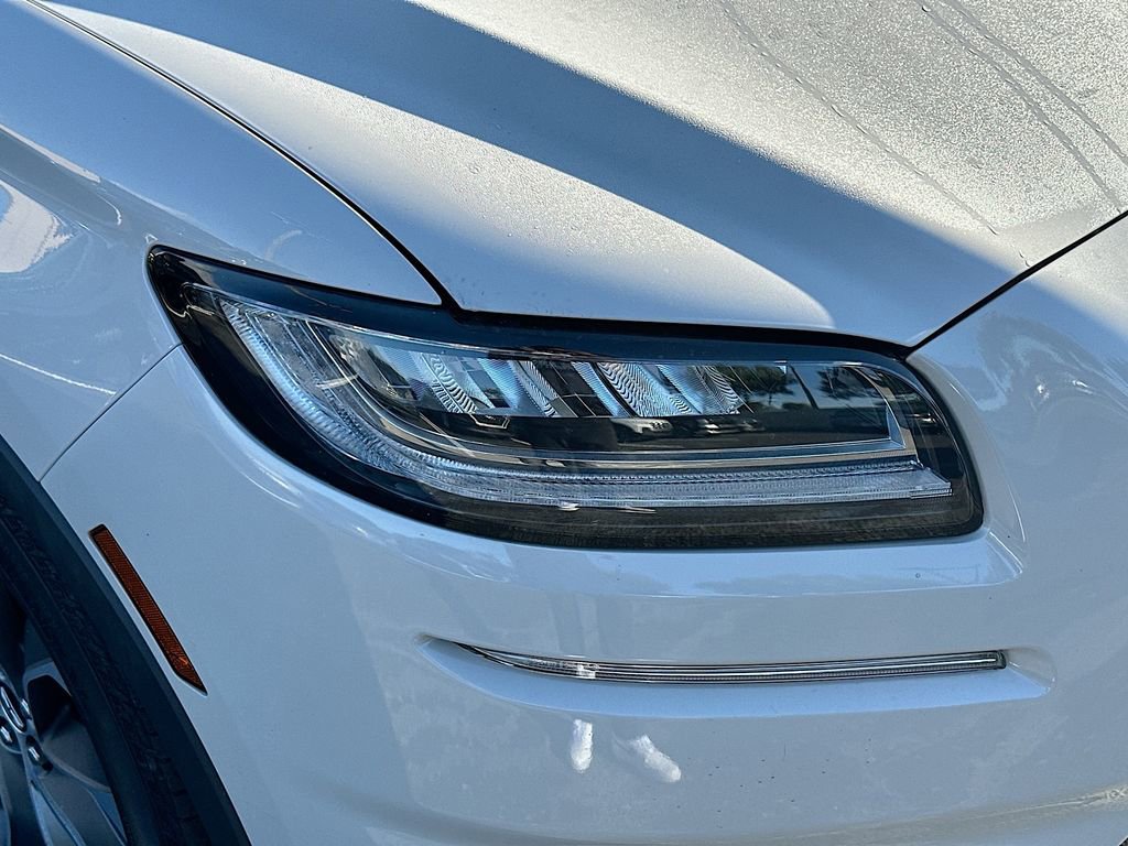 Used 2022 Lincoln Nautilus Reserve w/ Luxury Package image 33