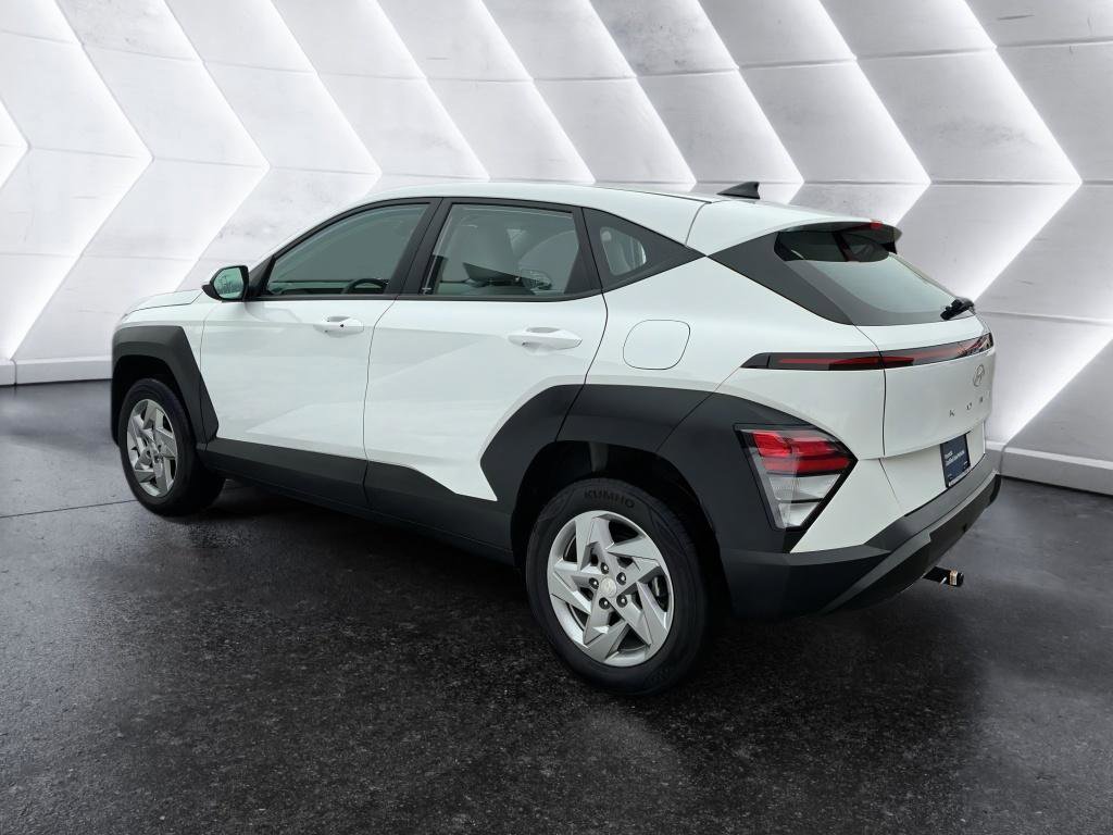 Certified 2026 Hyundai Kona SE image 6