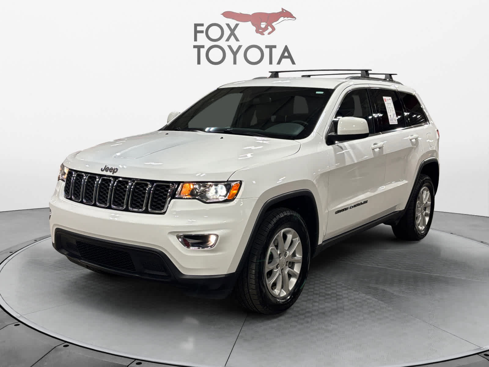 Used 2021 Jeep Grand Cherokee Laredo