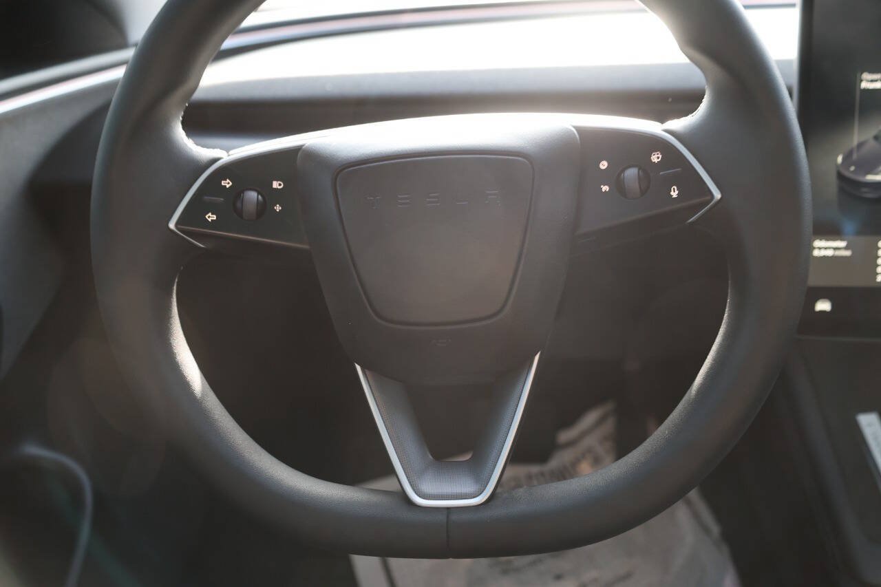 Used 2025 Tesla Model 3 Long Range RWD image 18